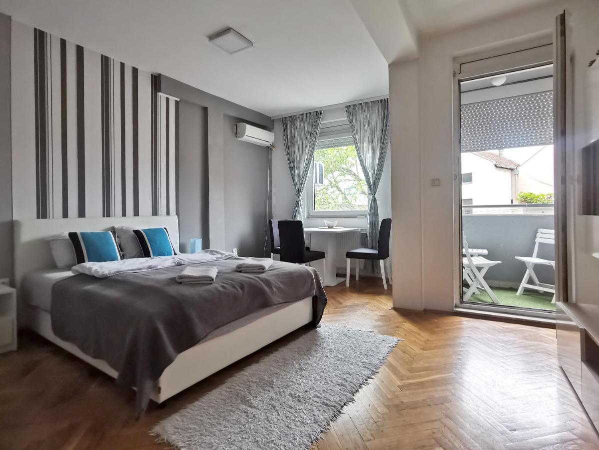 Center Apartment Iva Novi Sad Eksteriør billede